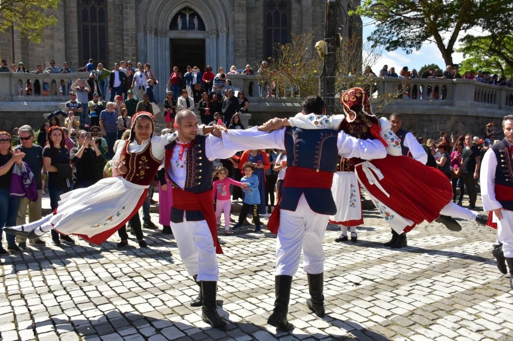 Concursos e jogos germânicos na Bauernfest 2026 em Petrópolis