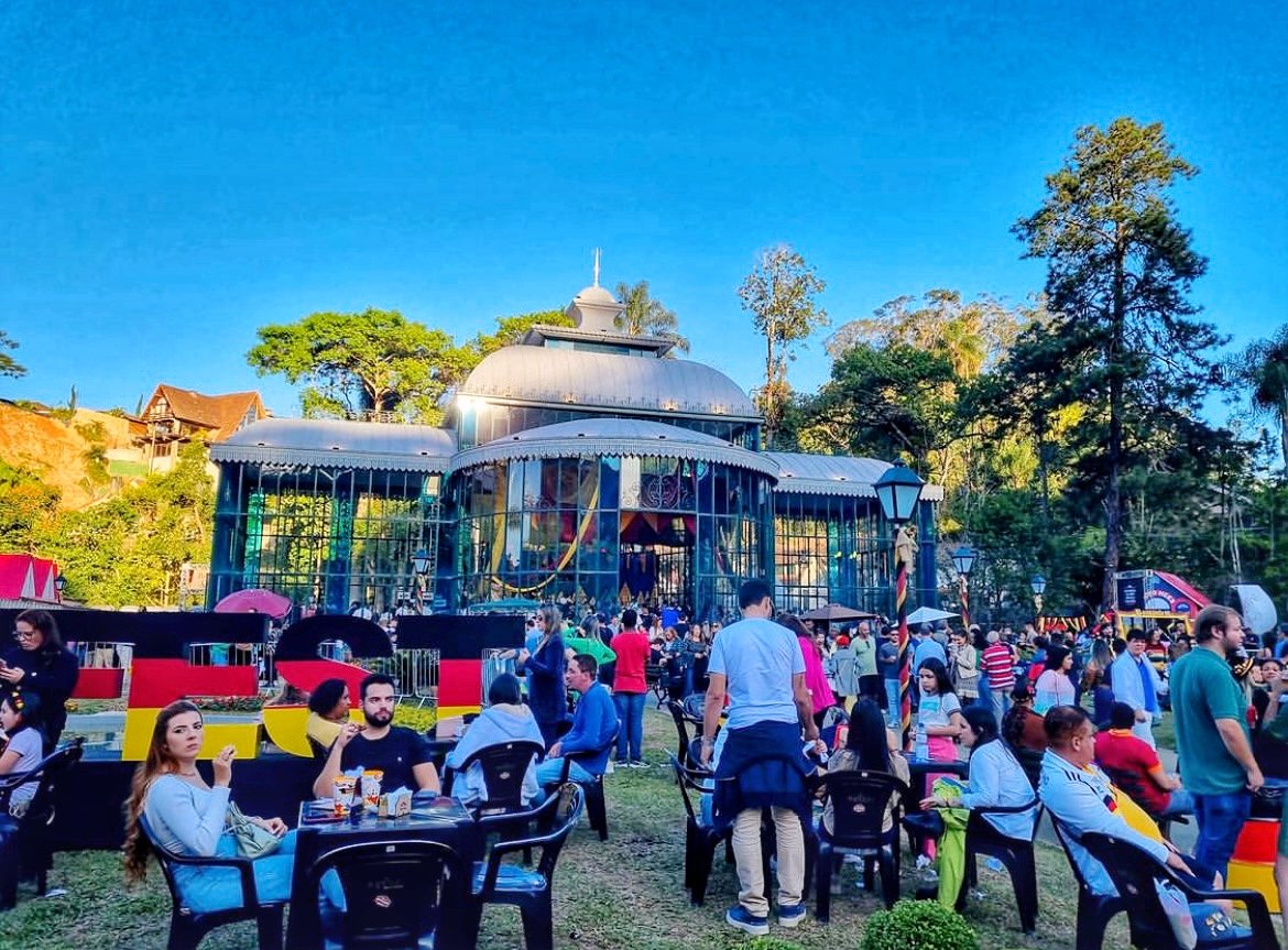Fotos da Bauernfest em Petrópolis — shows e música ao vivo